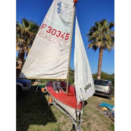 Red Lanaverre 420 sailing dinghy